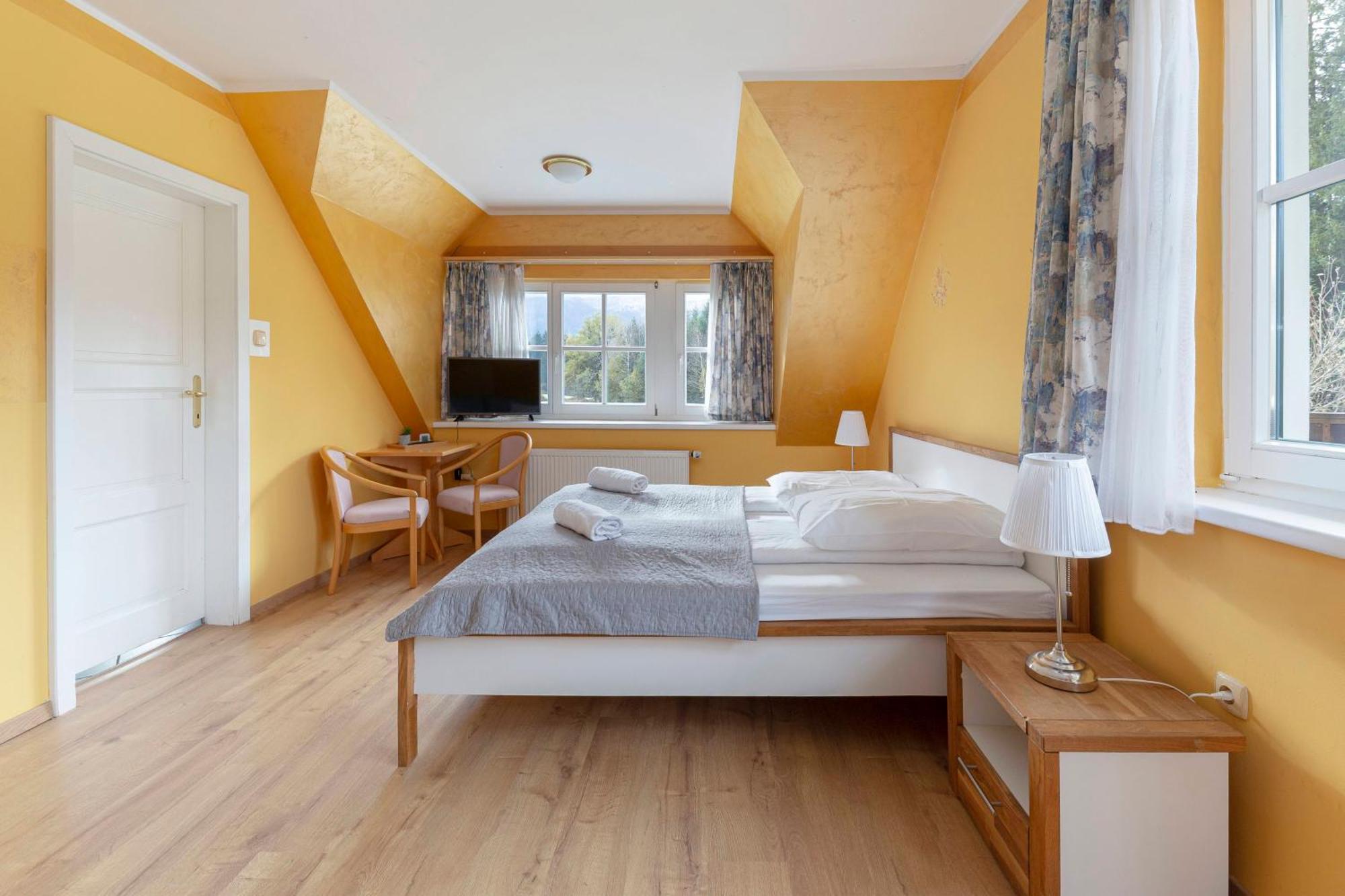 Hotel Burger Venise Recica ob Savinji Bagian luar foto