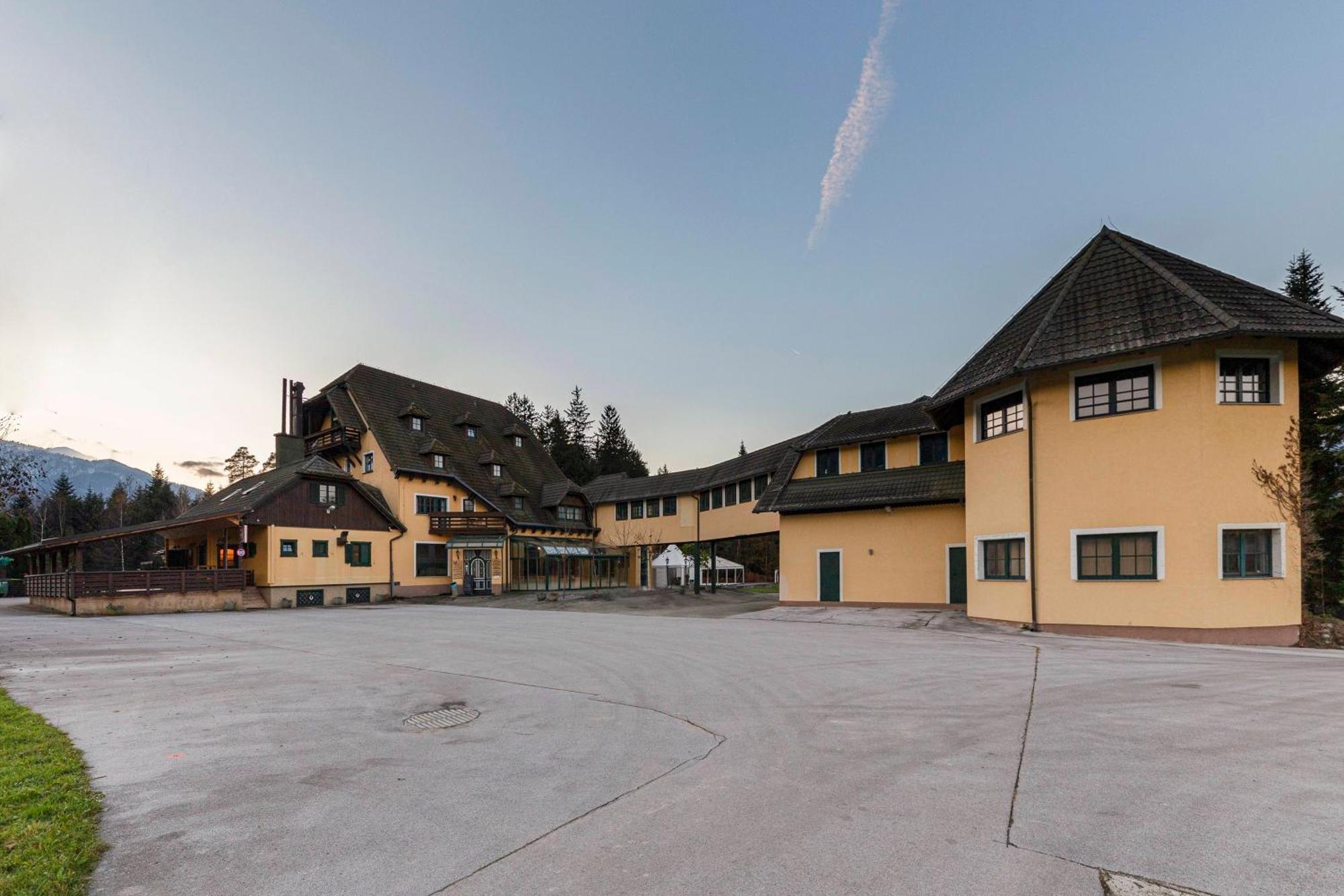 Hotel Burger Venise Recica ob Savinji Bagian luar foto