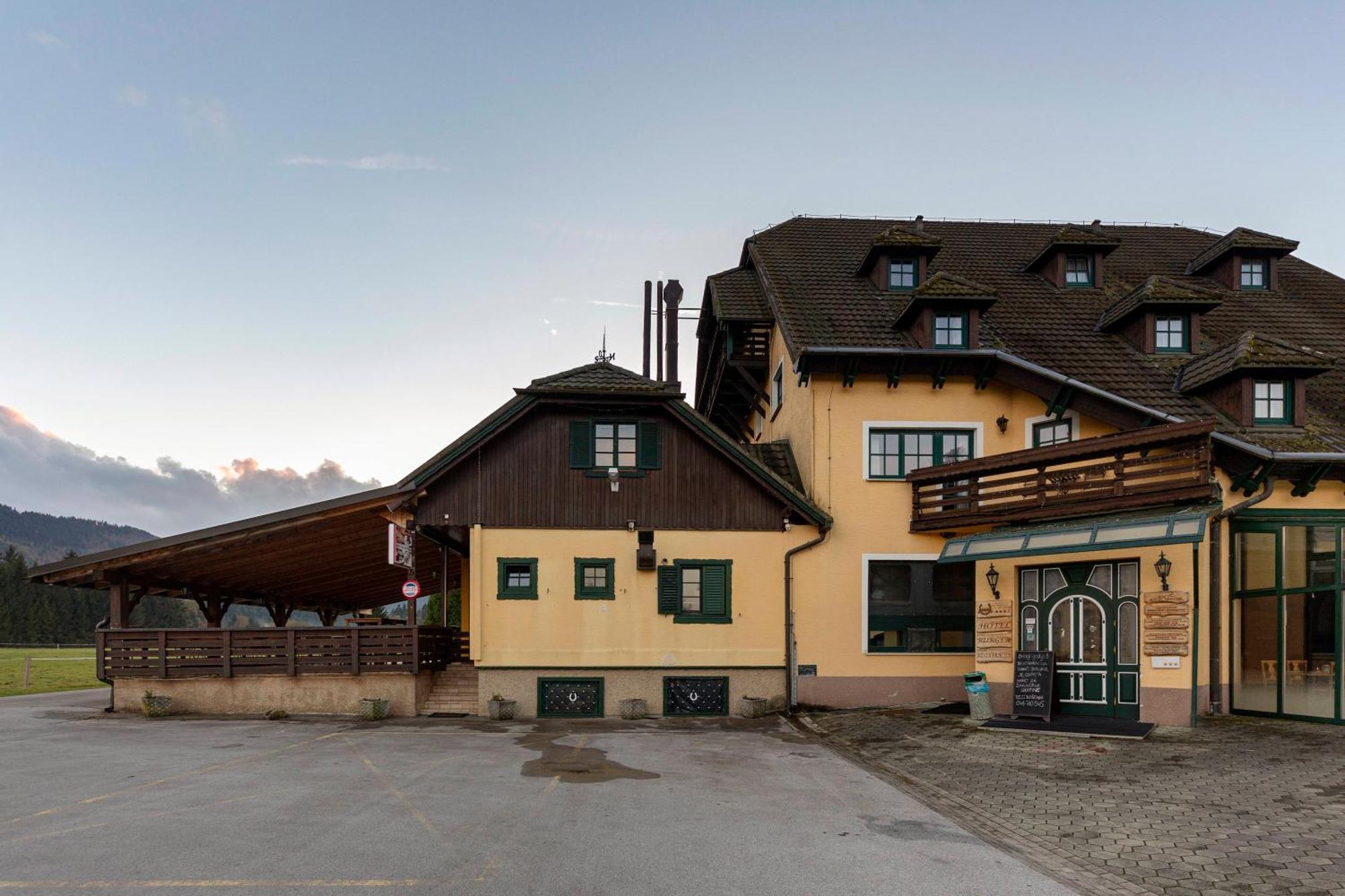 Hotel Burger Venise Recica ob Savinji Bagian luar foto