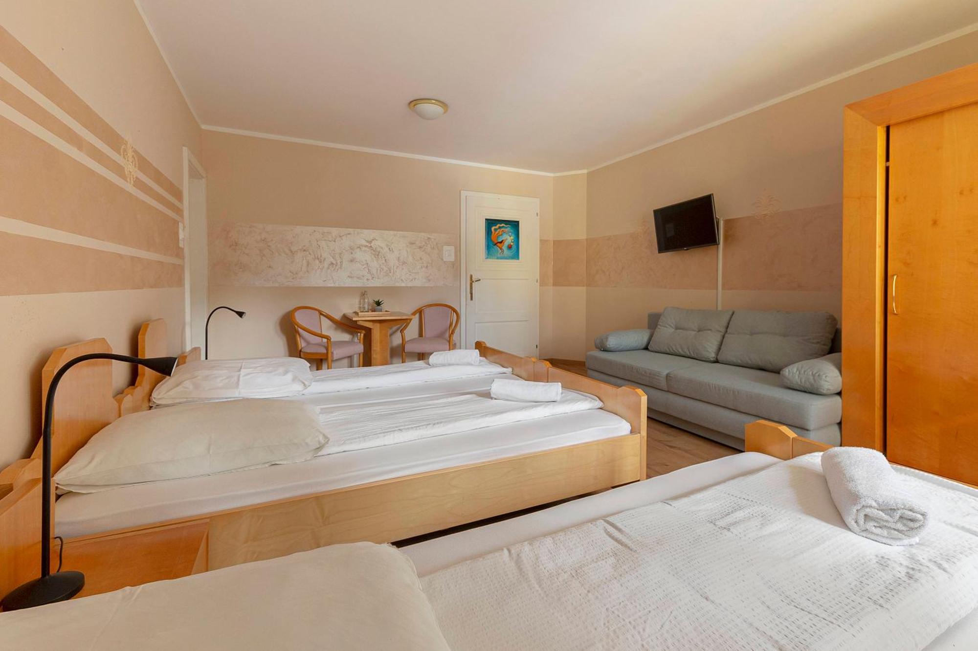 Hotel Burger Venise Recica ob Savinji Bagian luar foto